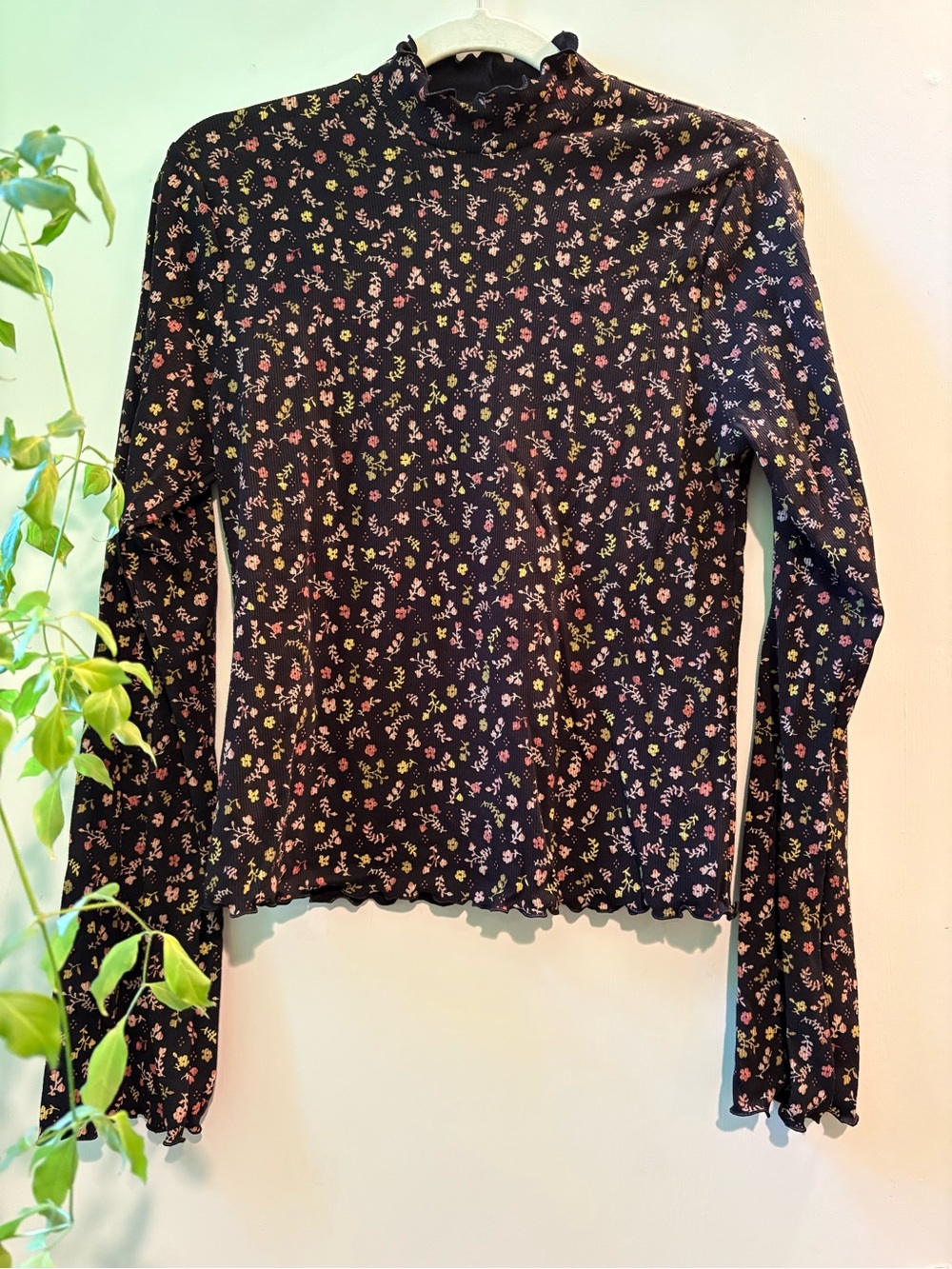 Old Navy Black Floral Women's Blouse